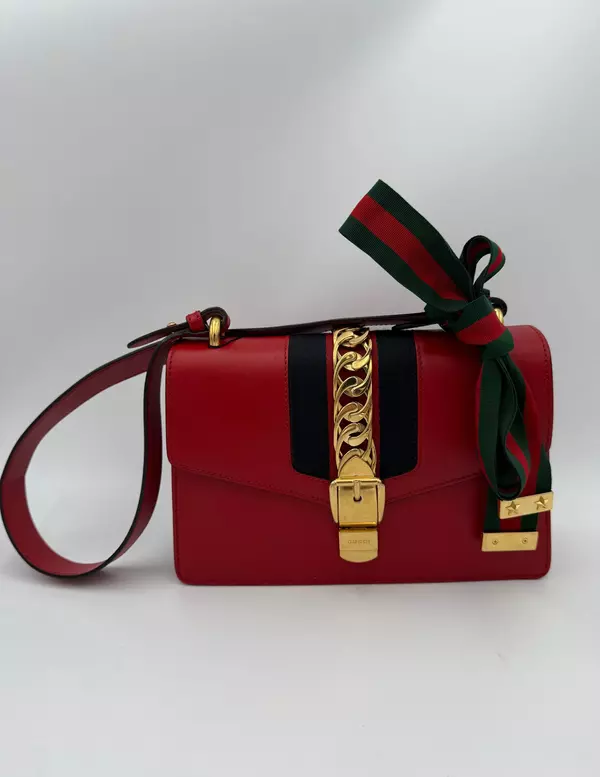 GUCCI SYLVIE Red Handbag
