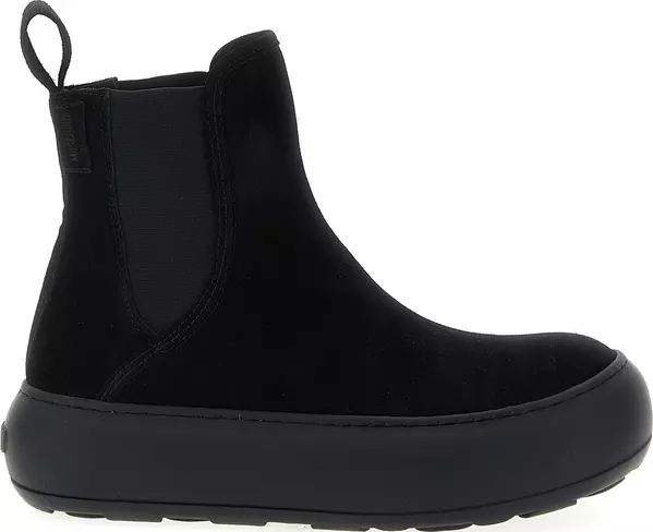 Black Calfskin Chelsea Boots