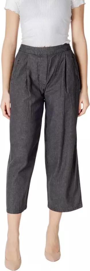 Black Cotton Cropped Jeans