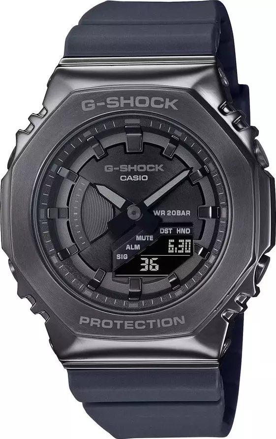 Black Resin Sport Watch