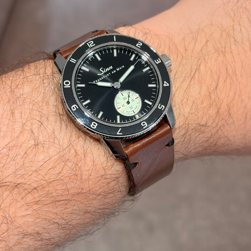 Sinn 104 Classic 12 GMT Bezel B&P 2025