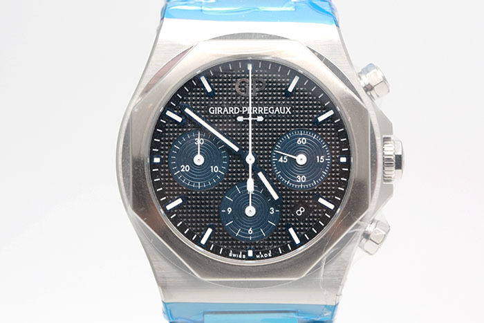 Girard Perregaux芝柏 Laureato 81020-11-631-11A 黑底藍圈面盤計時累計功能 未使用品 42mm