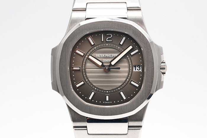 Patek Philippe 百達翡麗 Nautilus 金鷹系列 7011/1G-010 18K白金灰色面盤 石英機芯 2018.01盒單齊全 32mm