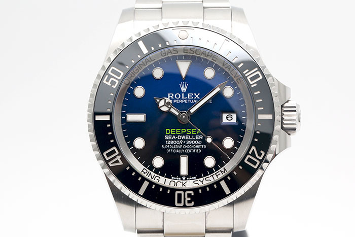 Rolex 勞力士 Sea-Dweller 136660 新款水鬼王3900米潛水錶漸層藍色面盤 3235機芯 2023保單品像如新 44mm
