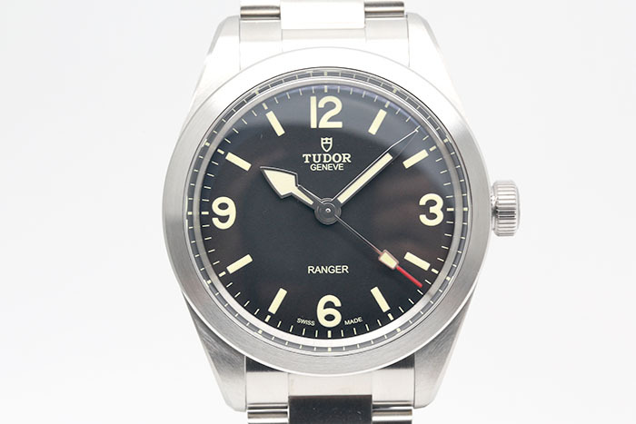 Tudor 帝舵 Ranger 79950 不鏽鋼 黑色12/3/6/9夜光時標面盤 MT5402自動上鍊 2026.03未使用品 39mm